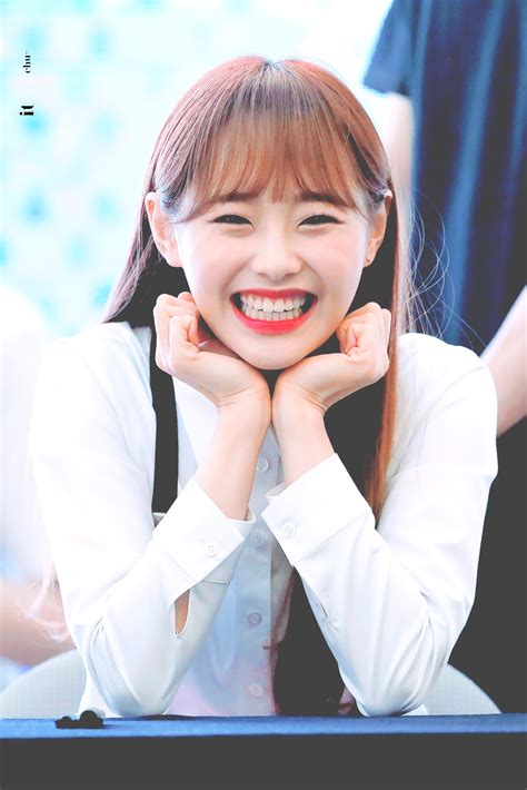 chuu photos